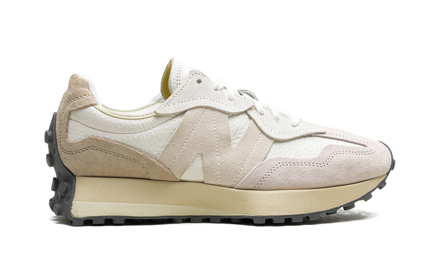 327 "Grey Day Moonrock" U327WGA