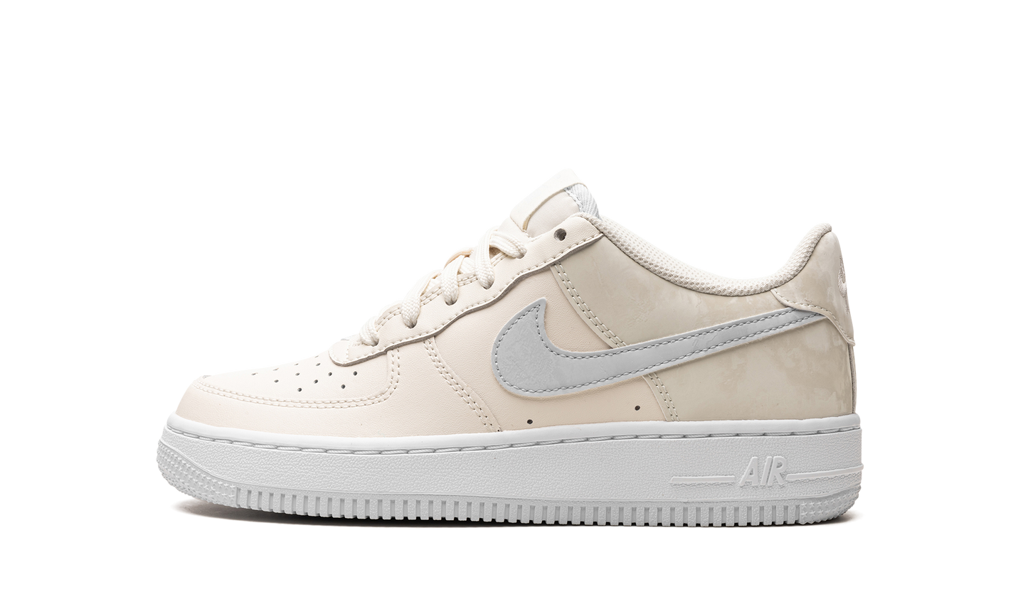 AIR FORCE 1 GS "Pale Ivory / Sea Glass / White / Football Grey" CT3839 110