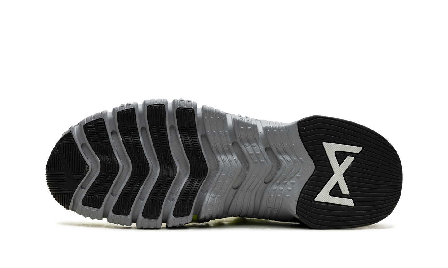 Free Metcon 5 "Volt Wolf Grey" DV3949 700