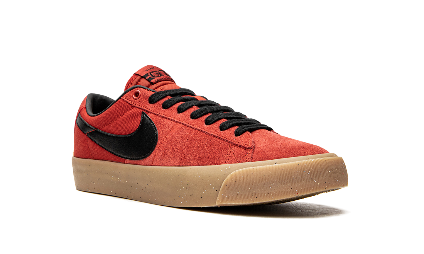 SB Blazer Low GT "Cinnabar" DC7695 600