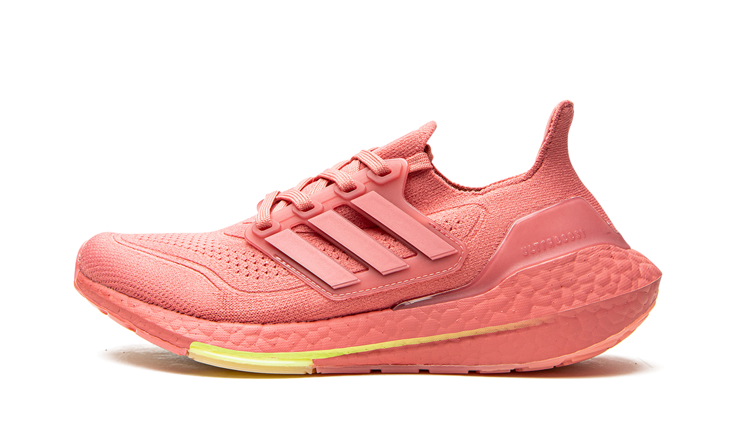 ULTRABOOST 21 WMNS "Hazy Rose" FY0426