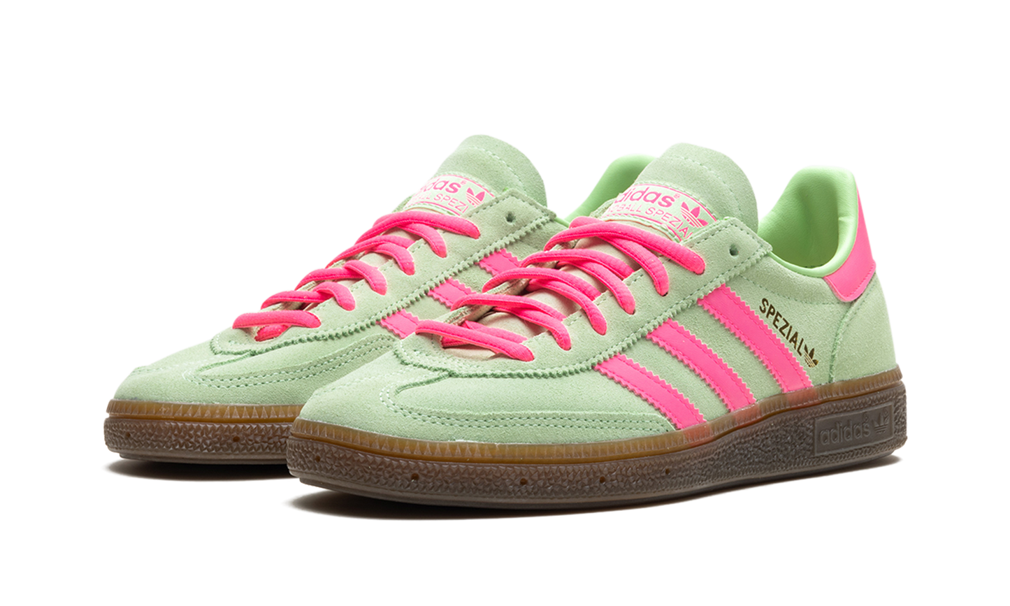 Handball Spezial "Semi Green Spark" IH7498