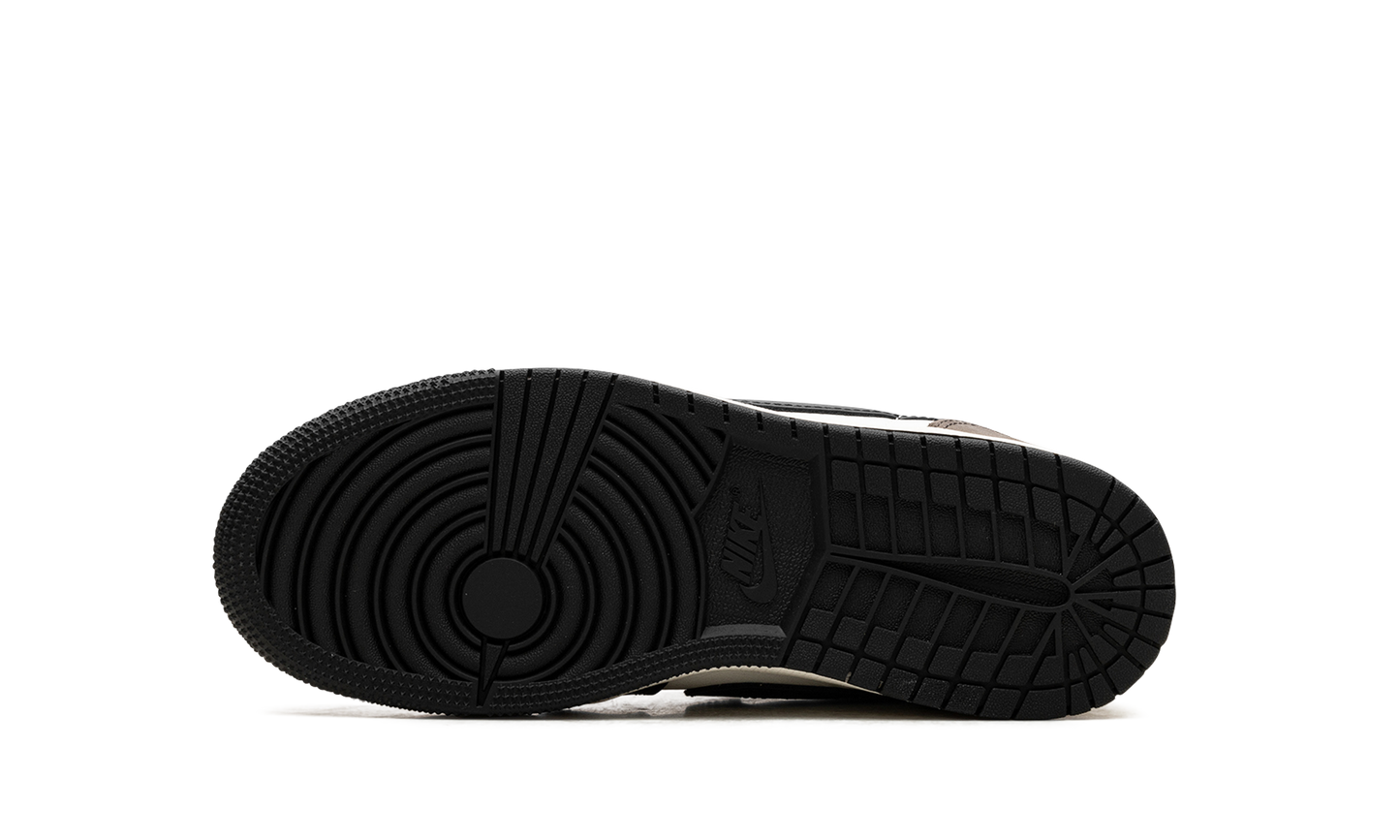 Air Jordan 1 GS "Mocha" CZ0858 102