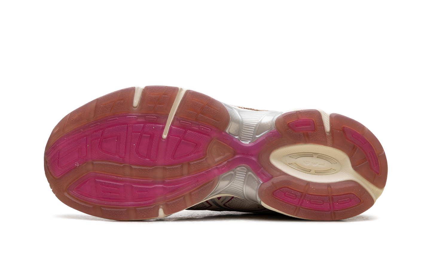 Gel-1130 WMNS "Oatmeal Peyote" 1202A527 250