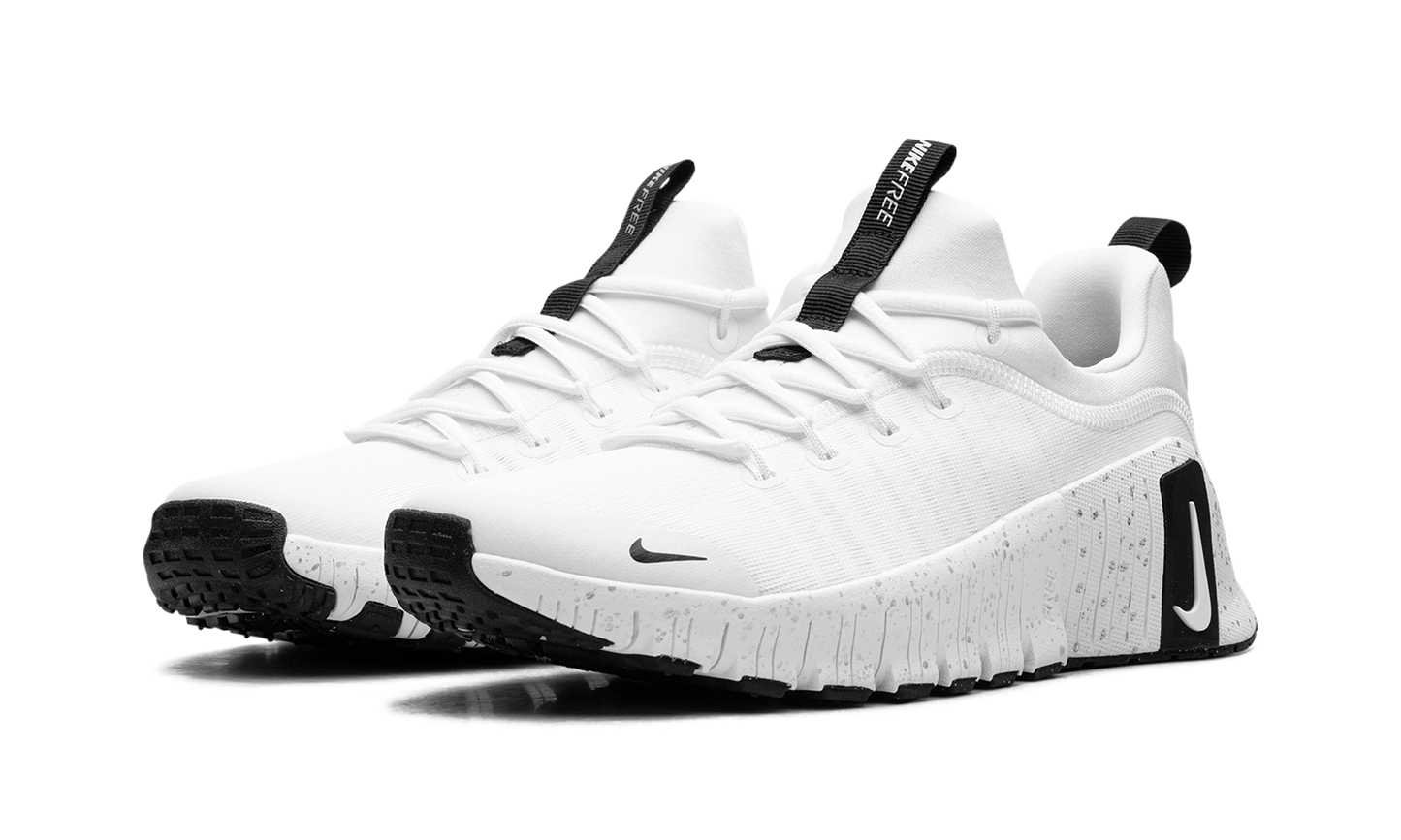 Free Metcon 6 WMNS "White Metallic Silver Light Smoke Grey Black" HQ3510 100