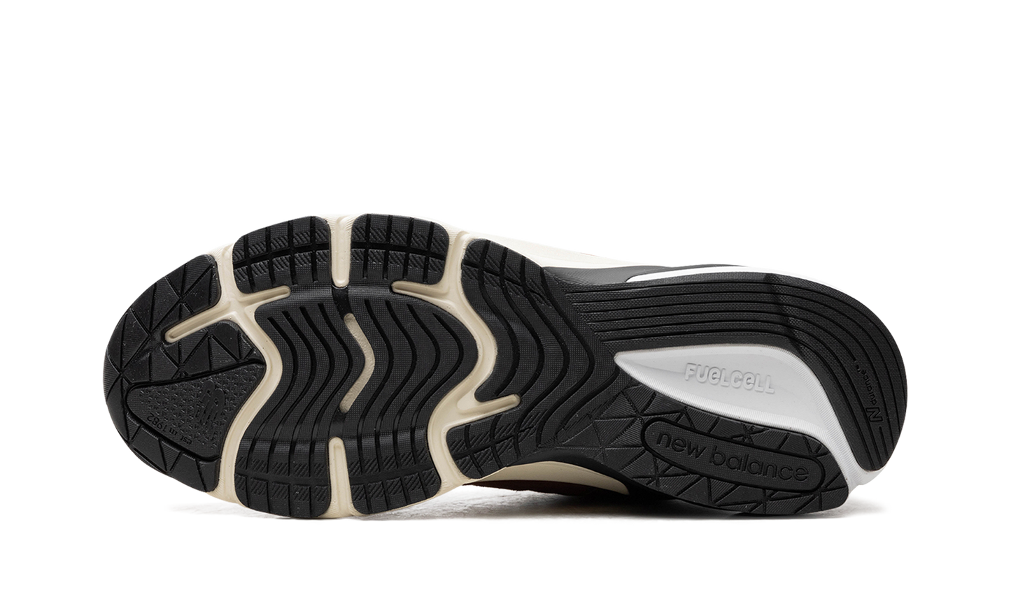 990v6 "Made in USA - Rich Oak / Cosmic Grape" U990OP6