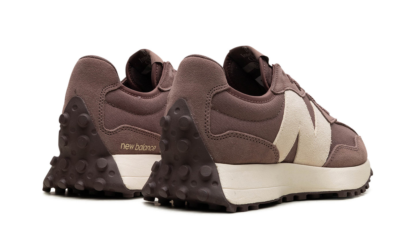 327 WMNS "Black Fig" WS327FA