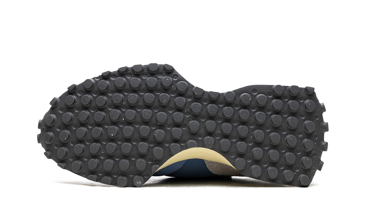 327 "BLUE LAGUNA" U327WRA