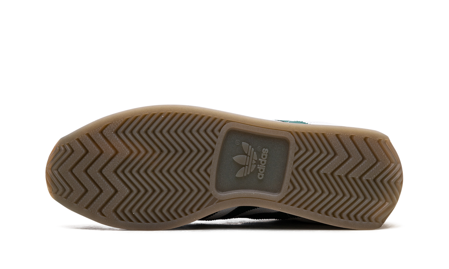 Country Japan "White Collegiate Green" IE4042