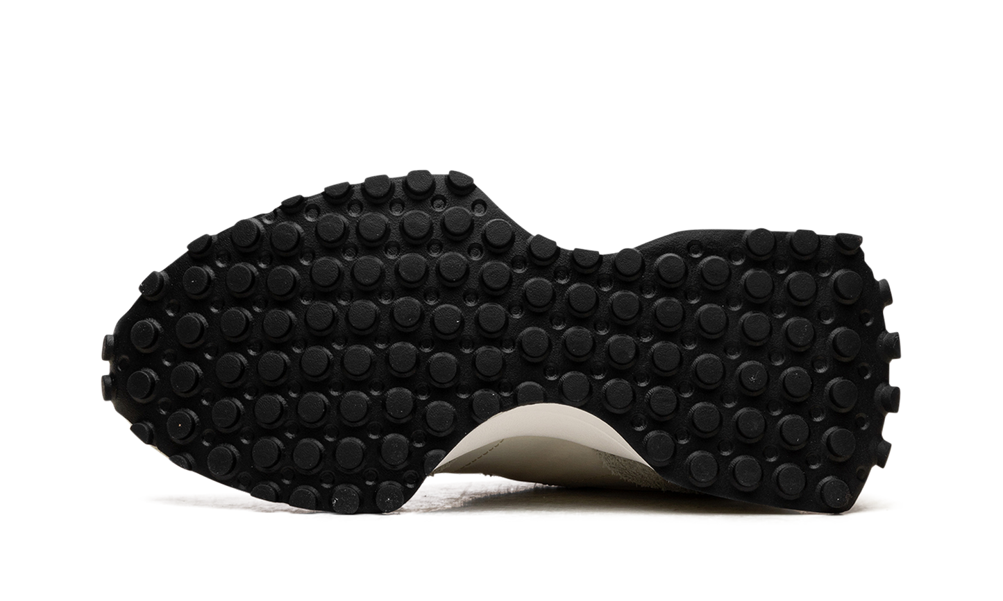 327 WMNS "Olivine Pale Moss" WS327UF