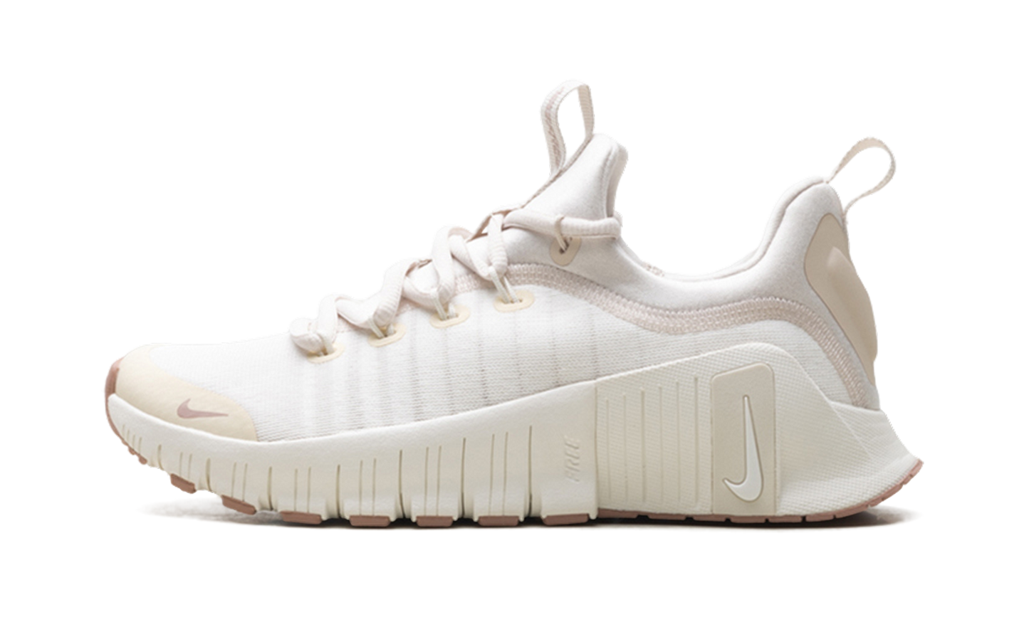 Free Metcon 6 WMNS "Soft Pearl Pearl White Sail Particle Pink" FJ7126 011