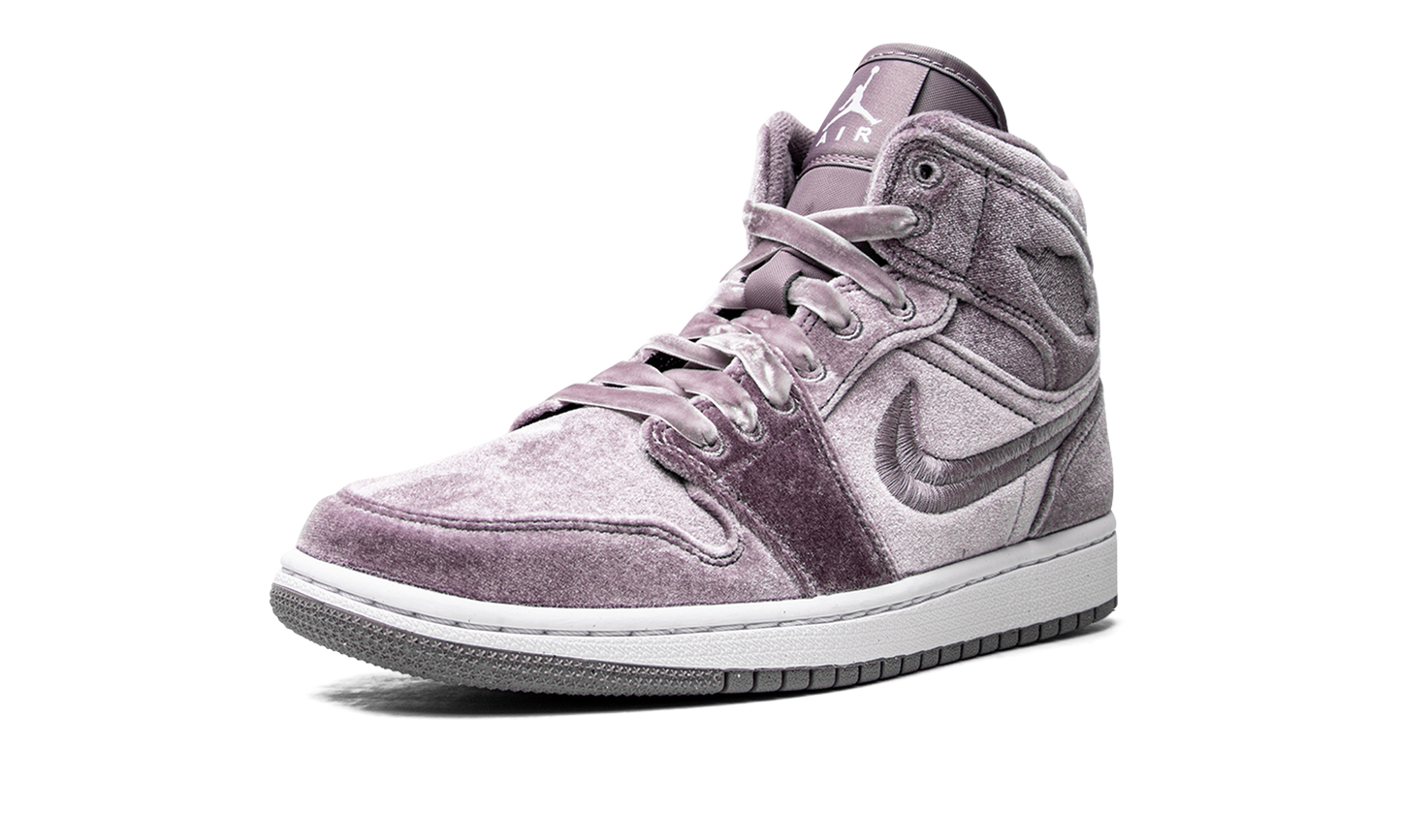 AIR JORDAN 1 MID SE WMNS "Purple Velvet" DQ8397 500