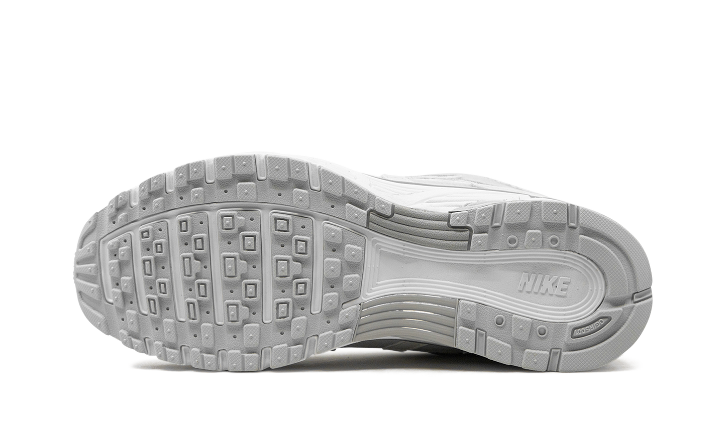 P-6000 WMNS "Summit White Pure Platinum" FV6603 101