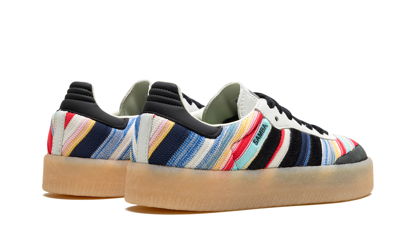 Sambae WMNS "Ivory Black" ID0444