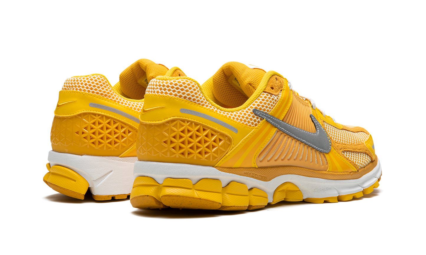 Zoom Vomero 5 "Varsity Maize" FJ4453 765