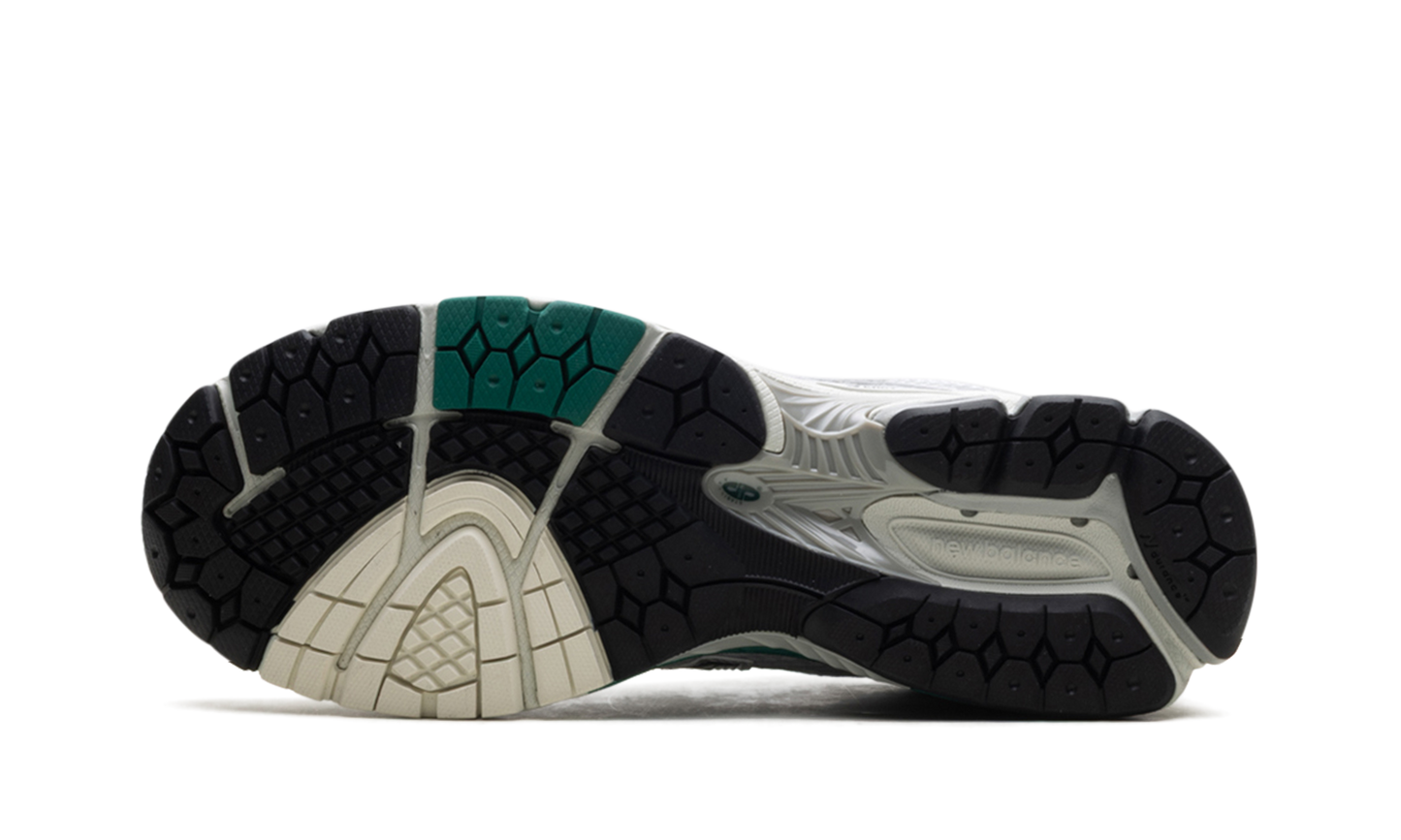 860v2 "Aime Leon Dore - Grey Green" ML860DC2