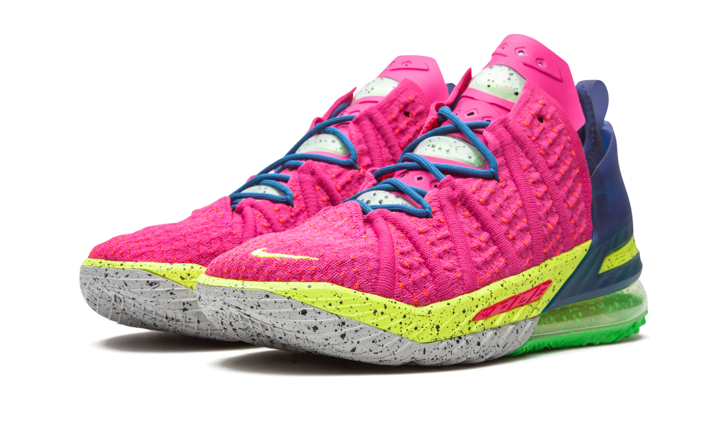 LeBron 18 "Los Angeles By Night"