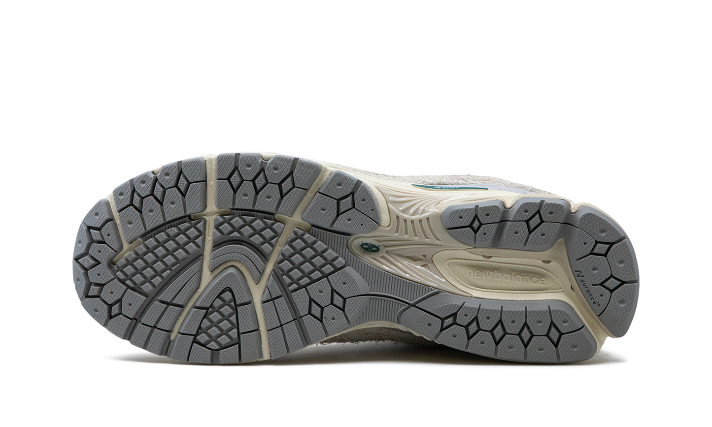 2002R "LINEN" M2002REK