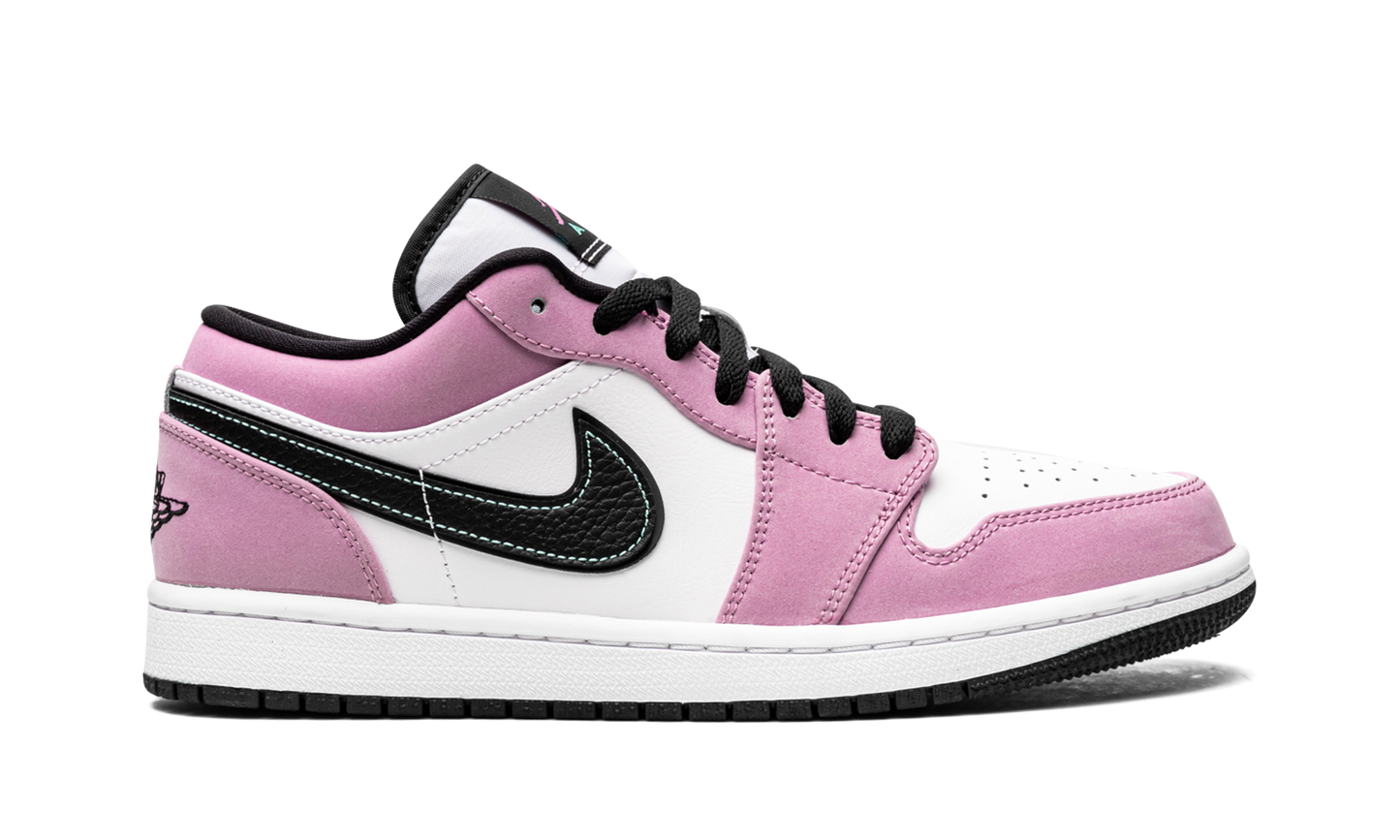 Air Jordan 1 Low SE "Violet Shock" CK3022 503