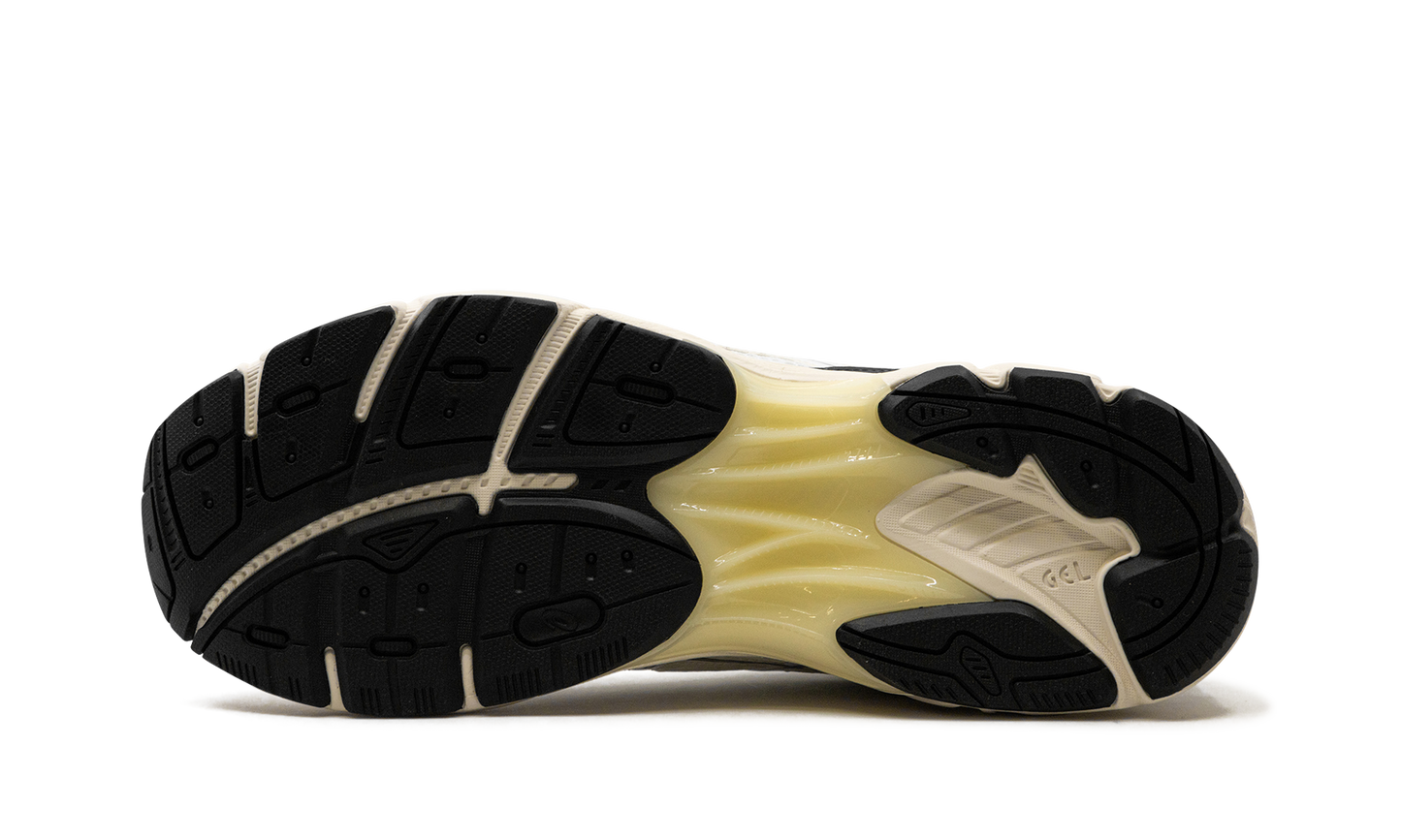 GT-2160 "Black/White" 1203A275 104