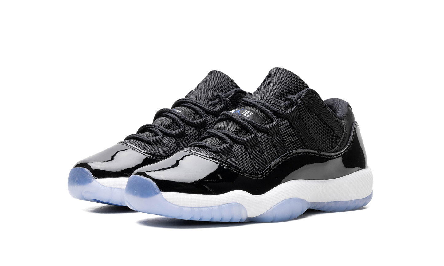 Air Jordan 11 GS "Space Jam" FV5121 004