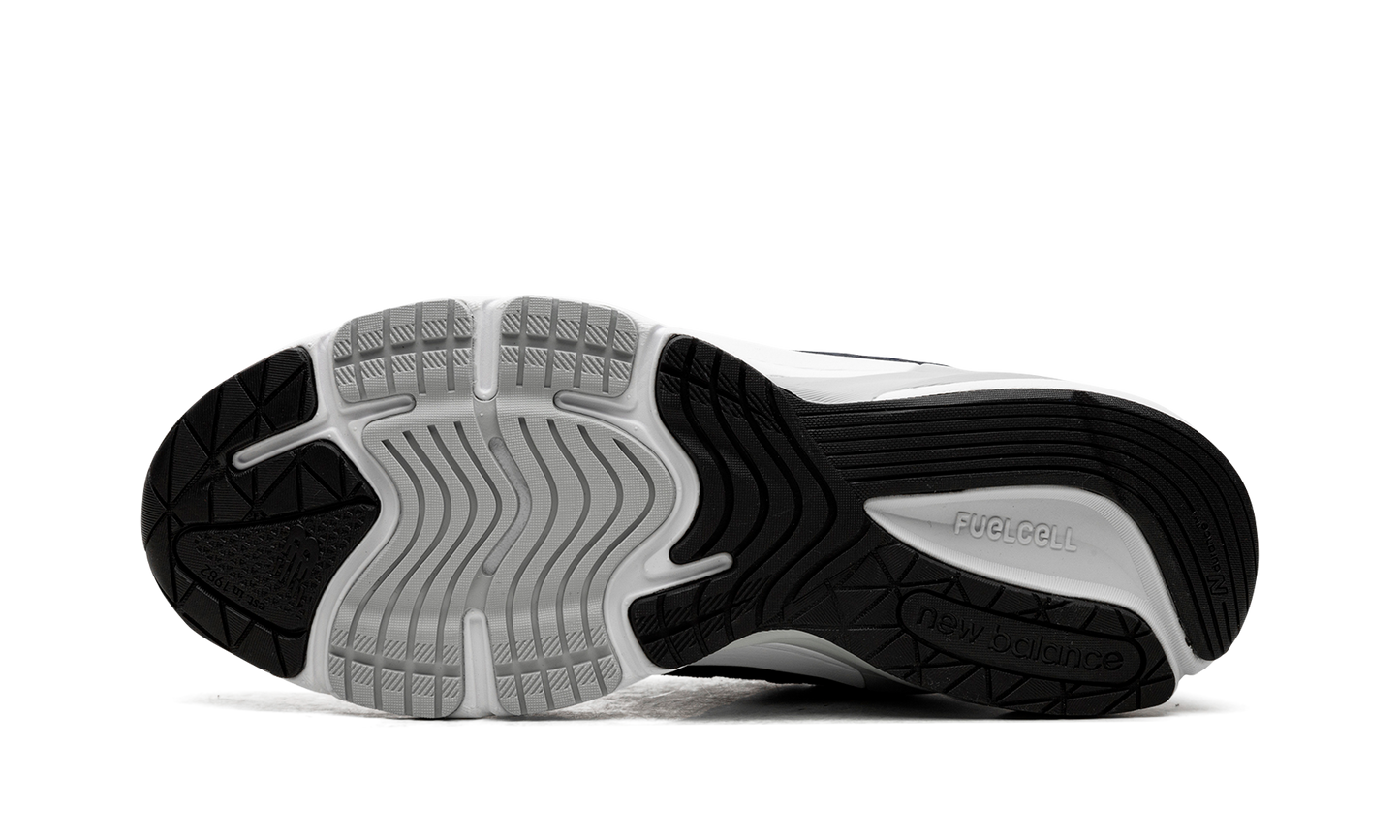 990v6 "Navy" M990NV6