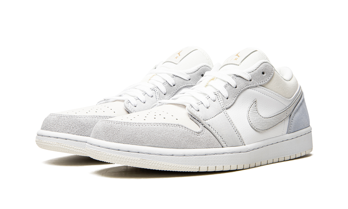 Air Jordan 1 Low "Paris" CV3043 100