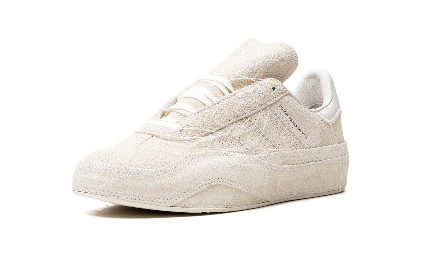 Gazelle "OFF WHITE/OFF WHITE/OFF WHITE" FZ6404