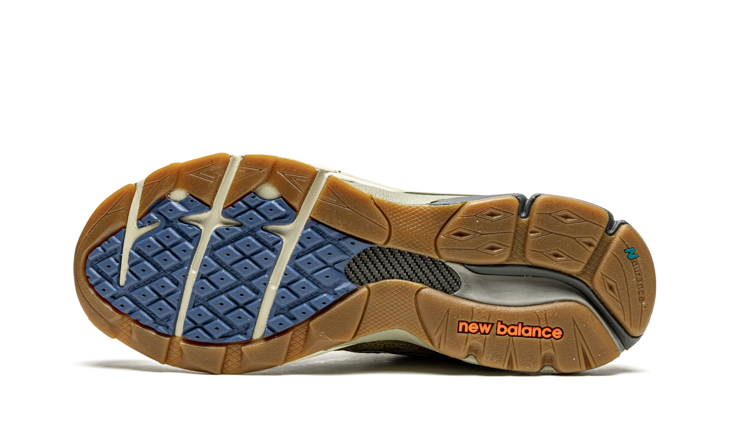 990 V3 "Bodega - Anniversary" M990BD3