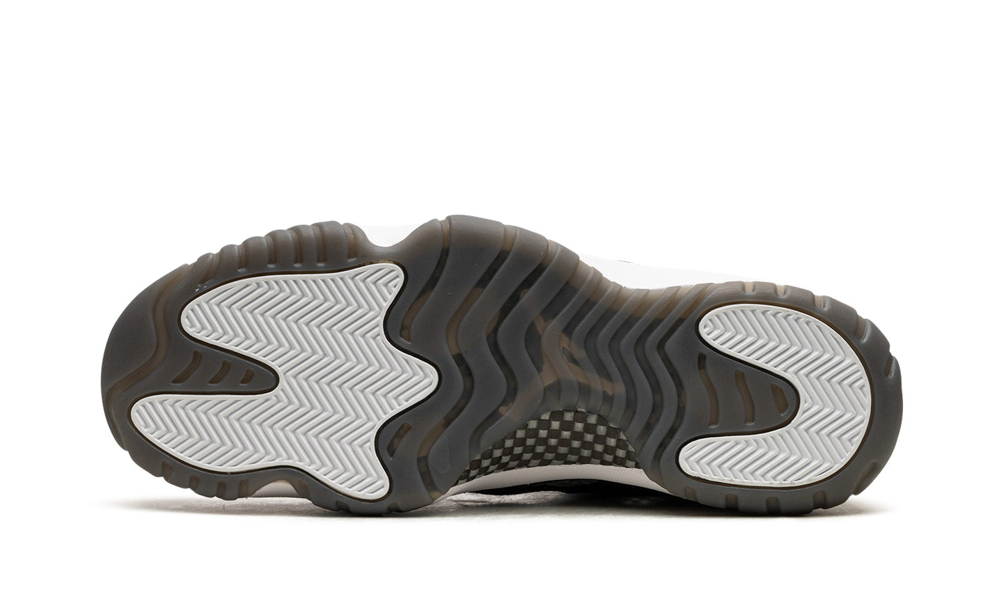 Air Jordan 11 Low IE "Black/White" 919712 001