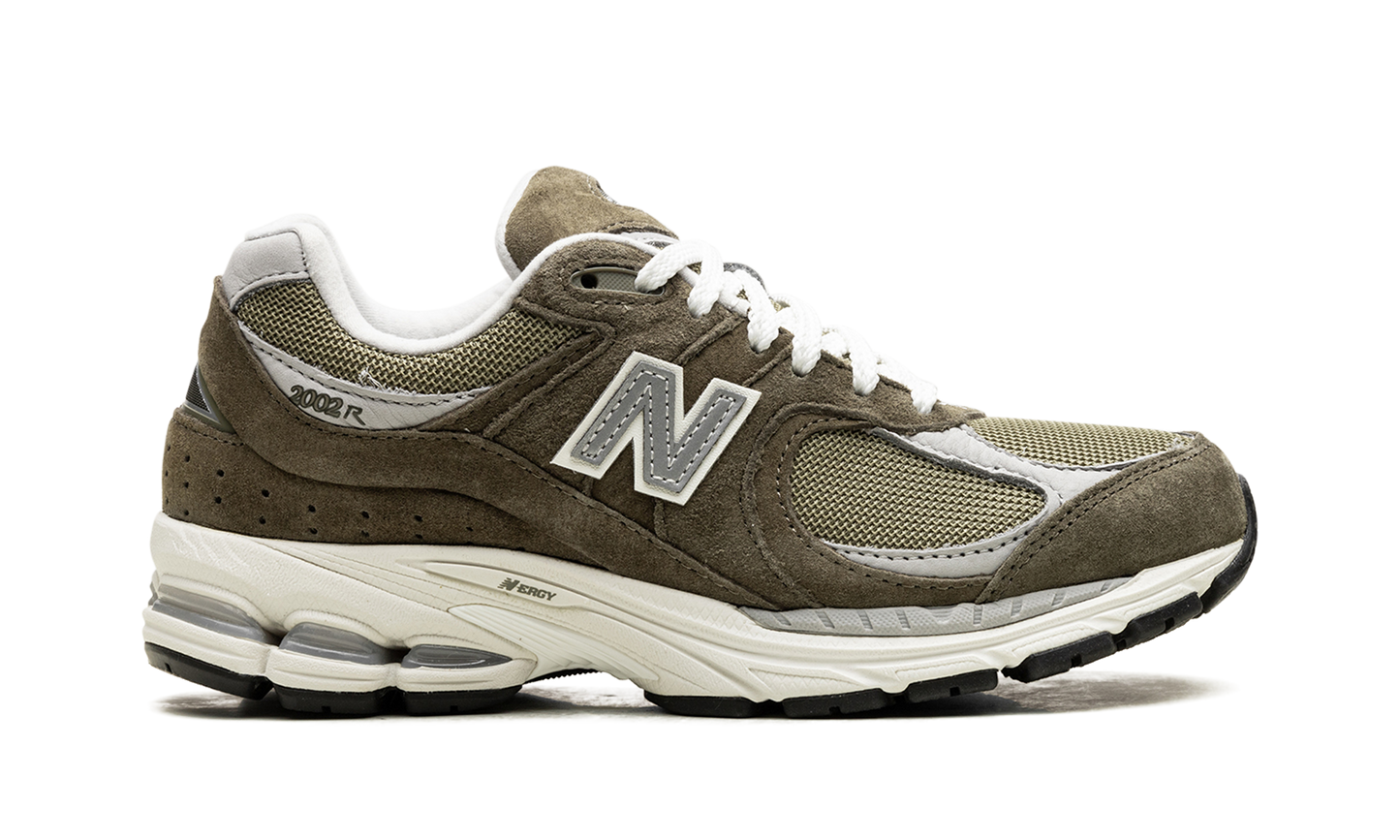 2002R "Footlocker Exclusive" M2002RFO