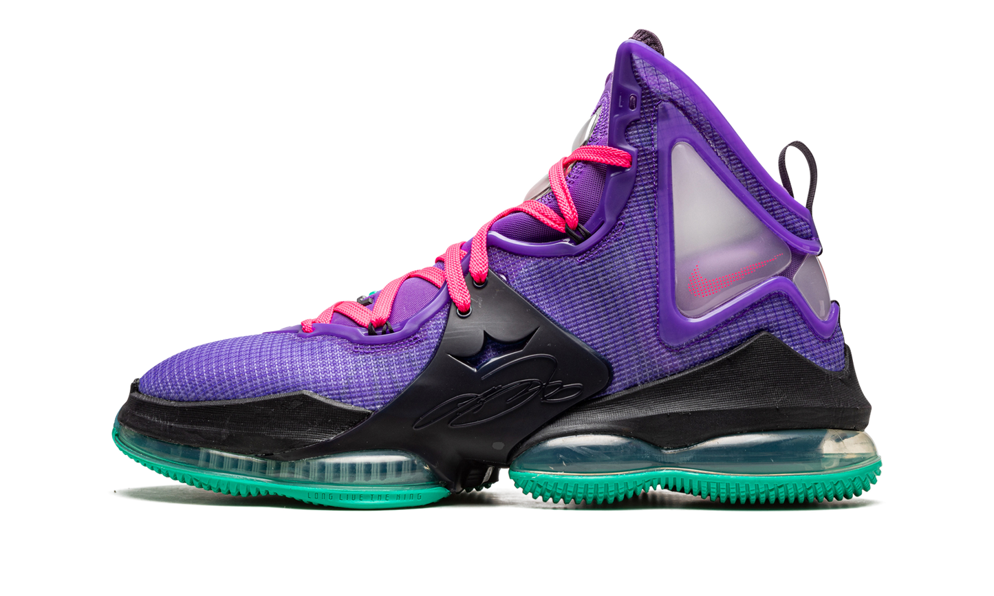 LeBron 19 "DJ Bron" CZ0203 500