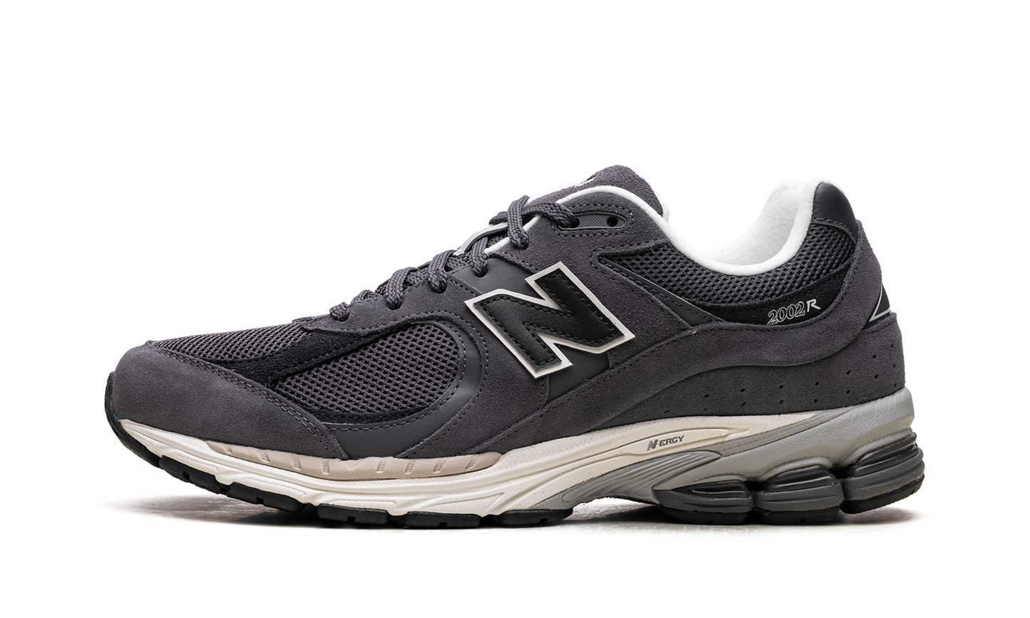 2002R "Monochrome Pack Grey" M2002RFL