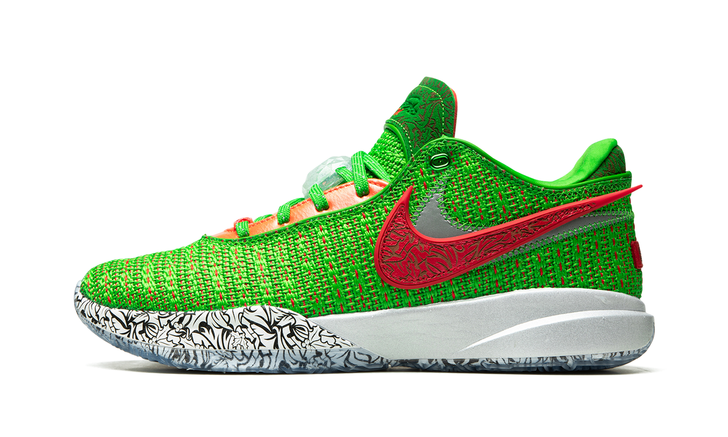 Lebron 20 "Stocking Stuffer" FJ4955 300