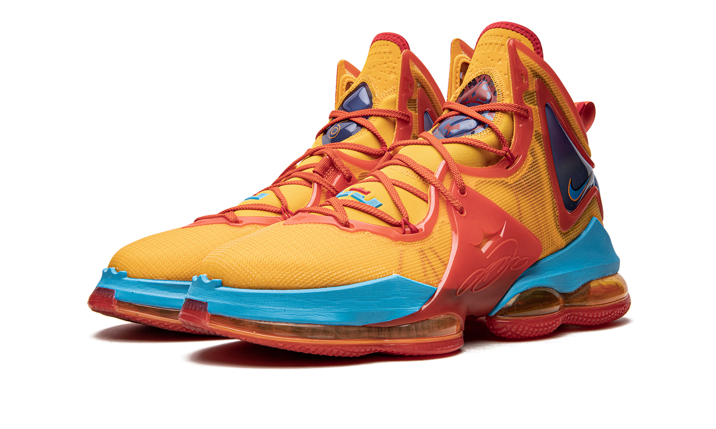 LEBRON XIX "Space Jam - Tune Squad" DC9338 800