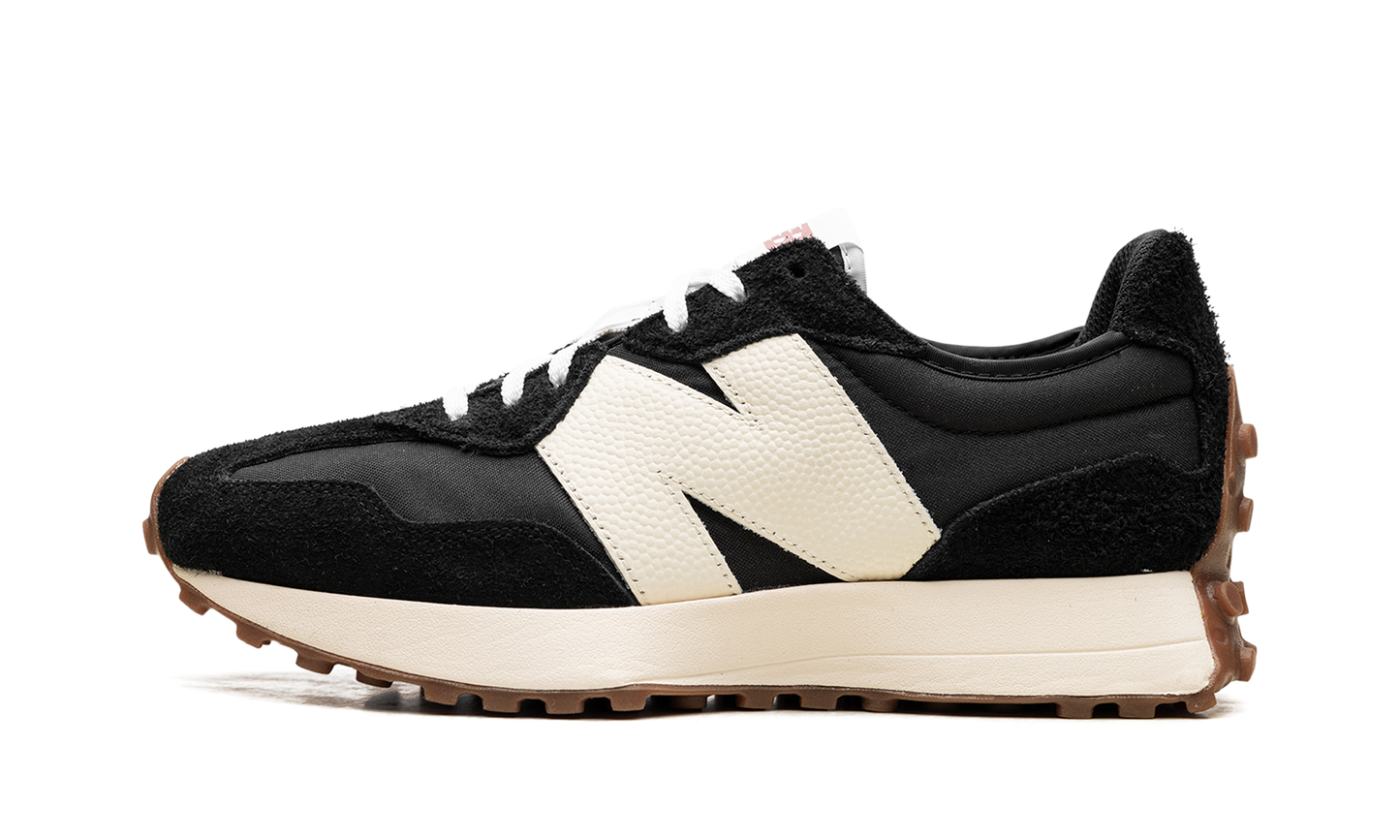 327 WMNS "Black White Gum" WS327BL