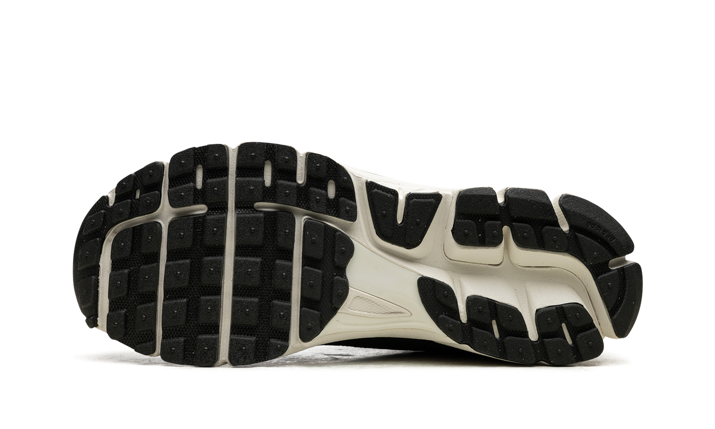 ZOOM VOMERO 5 WMNS "Sequoia" FQ8898 325