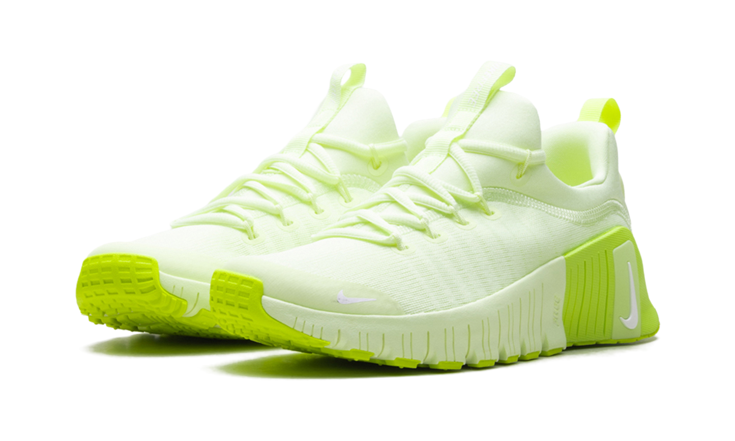 Free Metcon 6 WMNS "Volt Glow" FJ7126 702