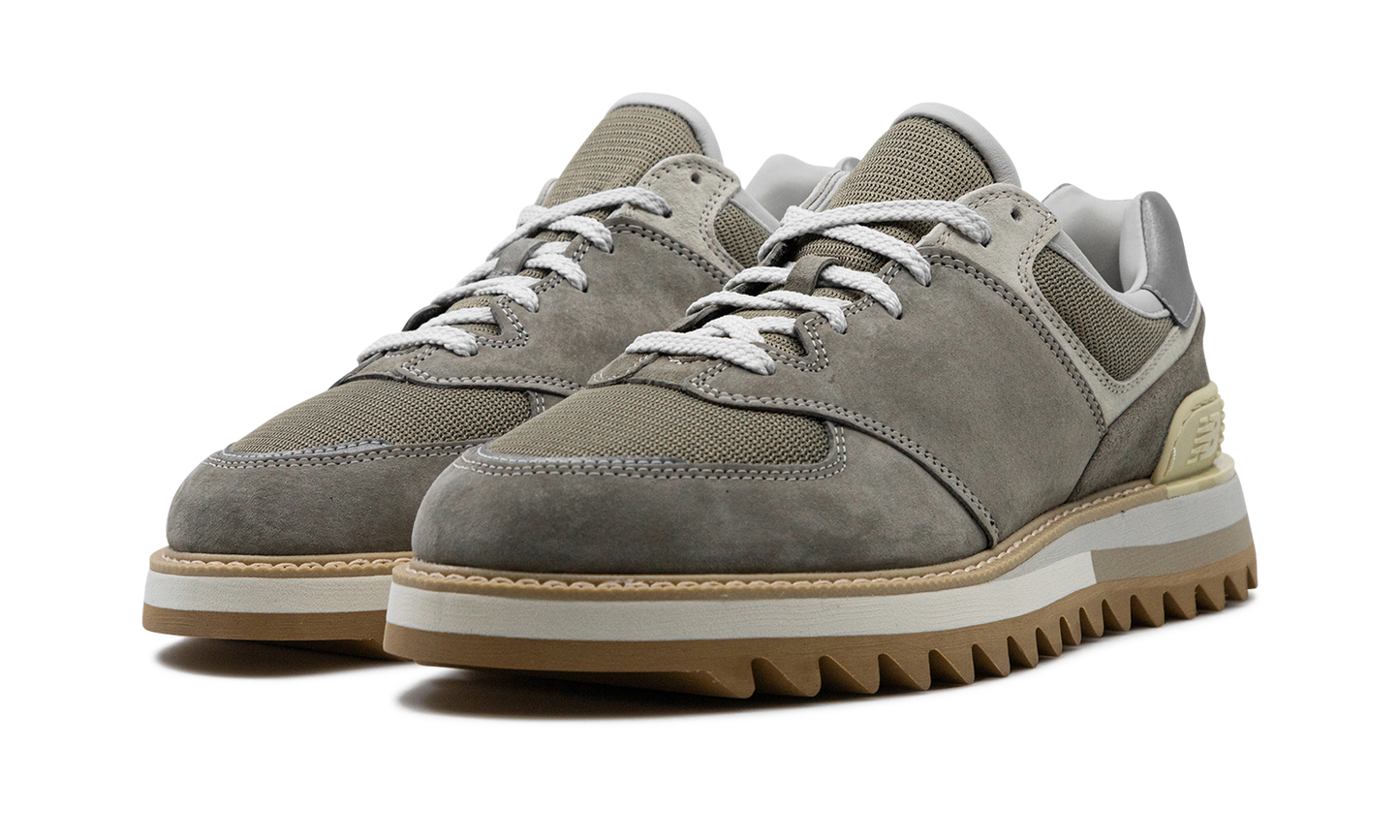 574 "Tokyo Design Studio"