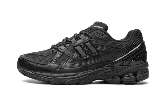 1906 "Tripple Black" M1906NJ