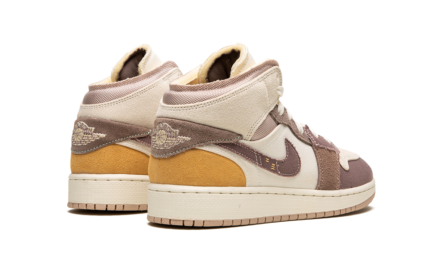 Air Jordan 1 Mid SE Craft GS "Inside Out - Taupe Haze" DZ4466 102