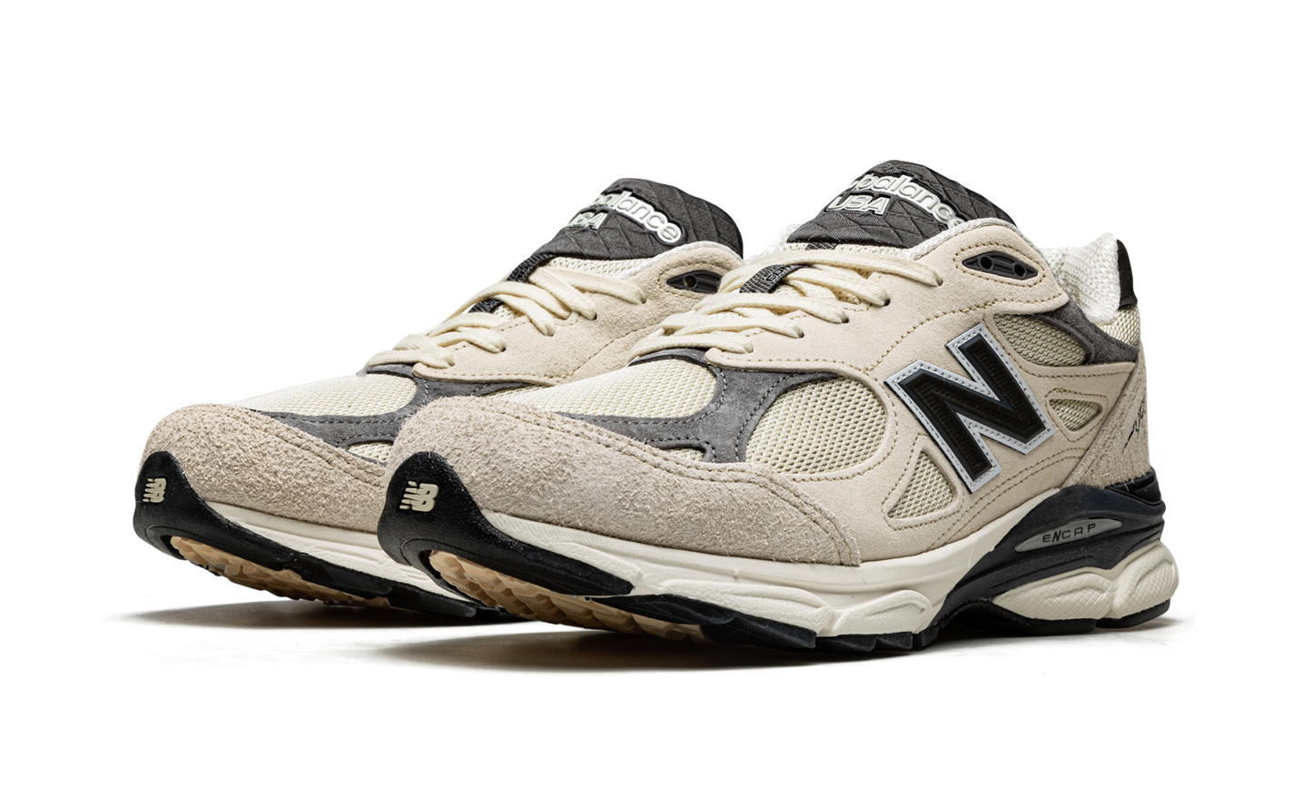 990 V3 "Teddy Santis - Moonbeam" M990AD3