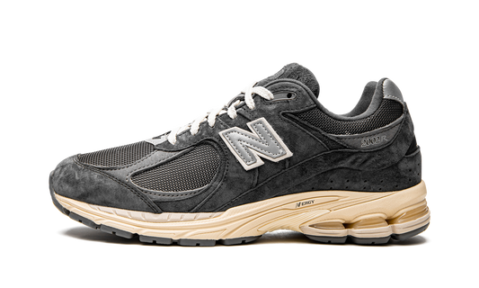 2002R "Phantom" M2002RHO