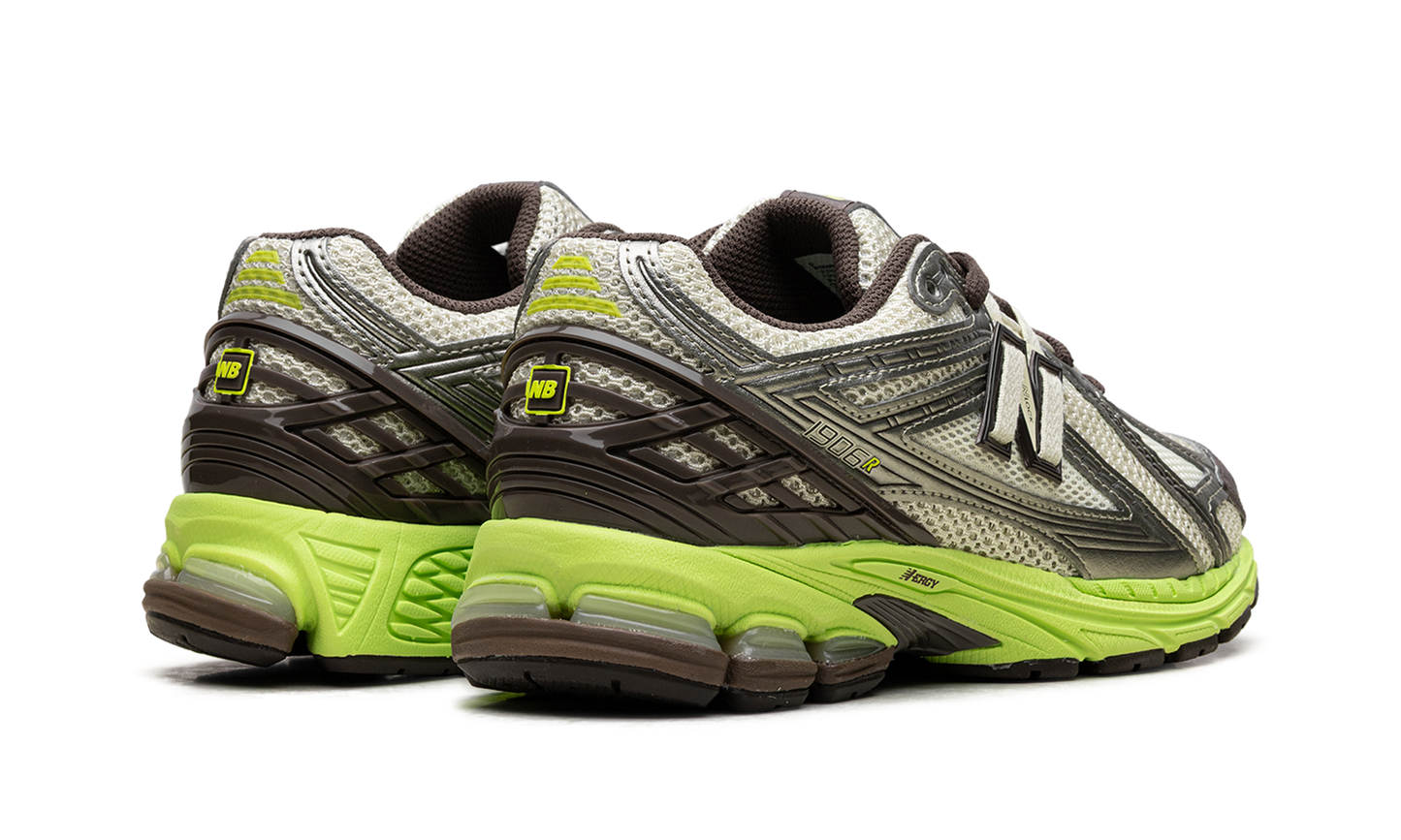 1906R "SSENSE Exclusive 20th Anniversary" M1906RSF