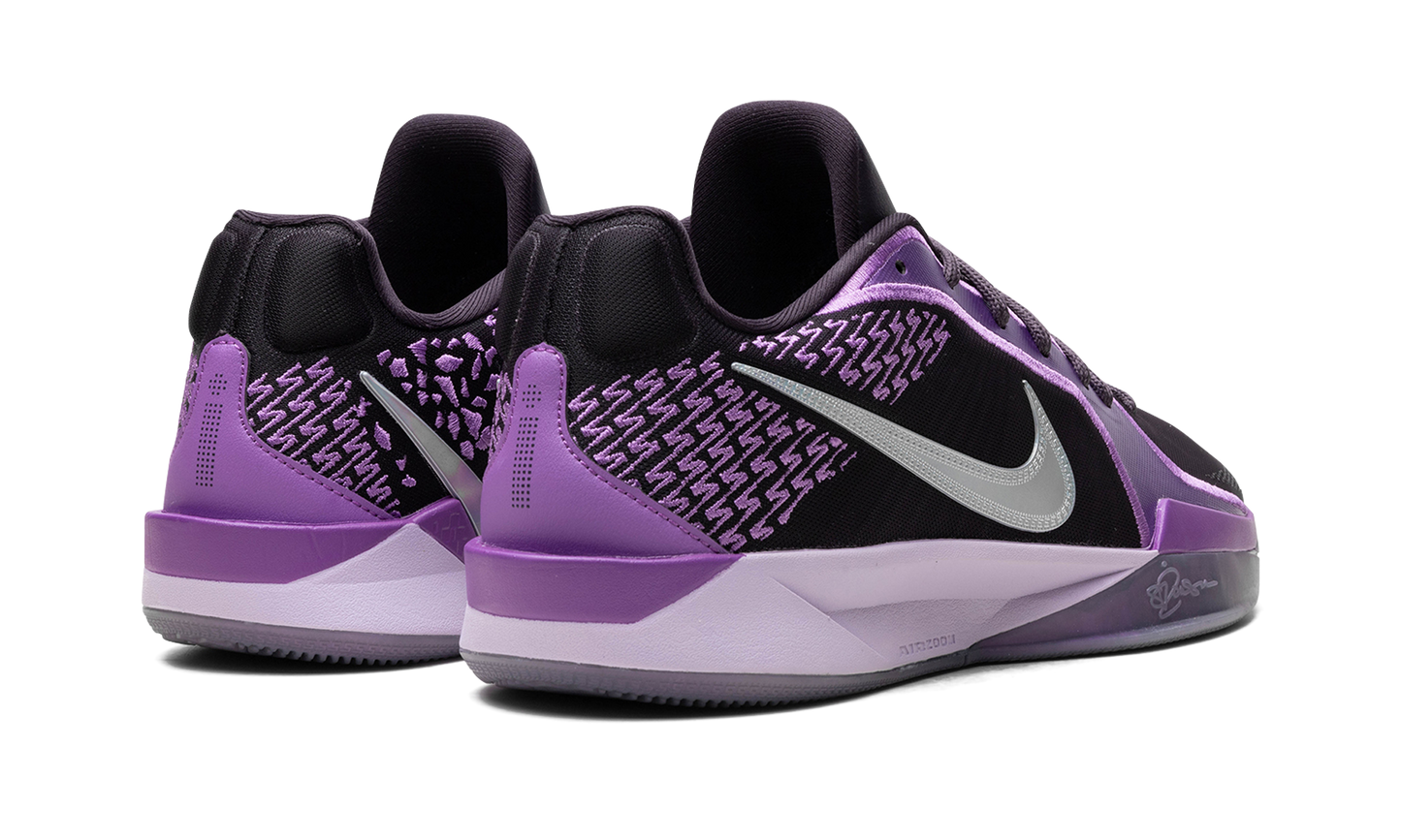 Sabrina 2 WMNS "Court Vision"