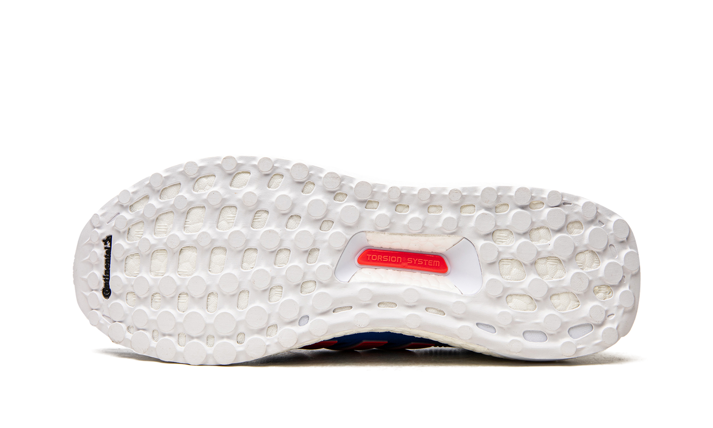 UltraBoost 4.0 DNA "Football Blue" G55462