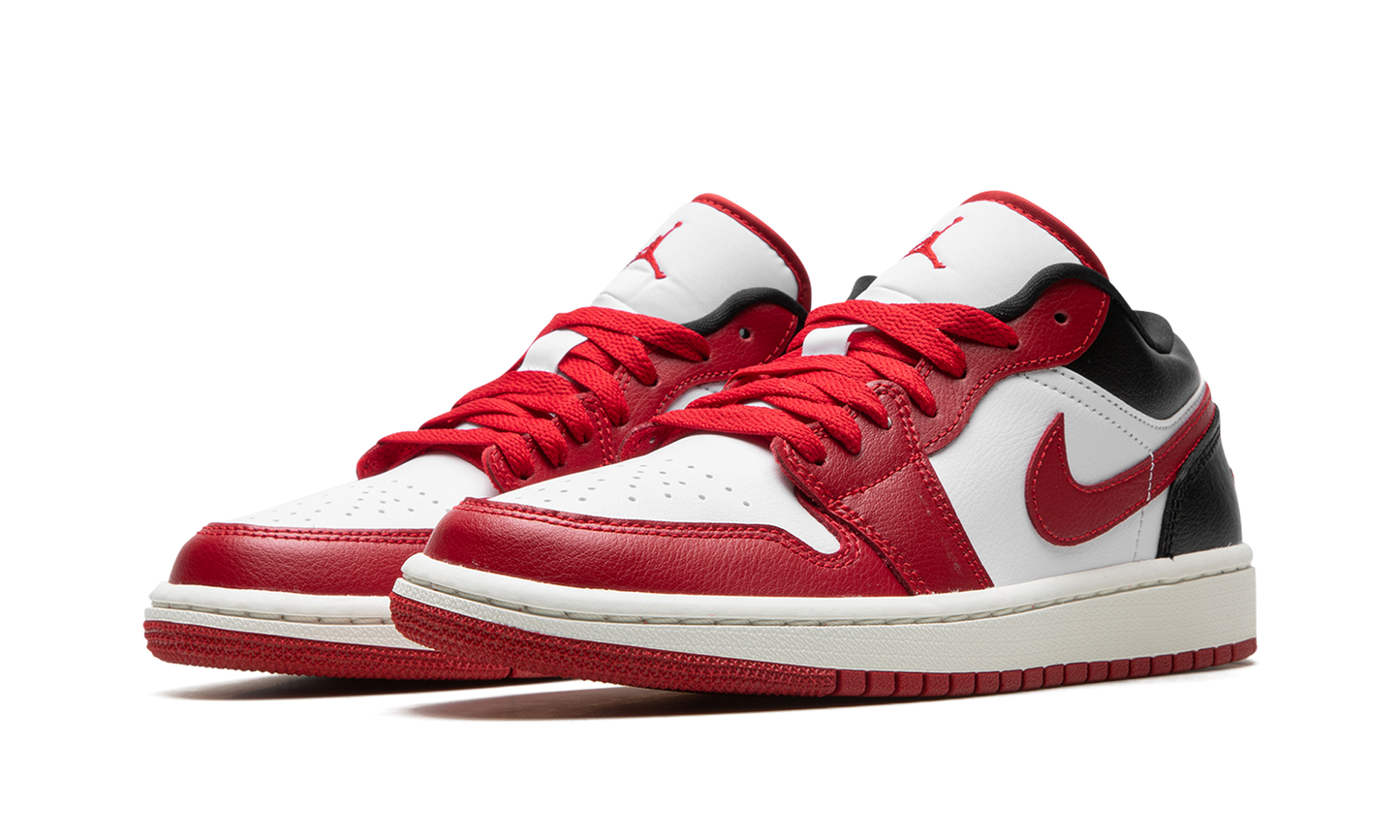 AIR JORDAN 1 LO WMNS "Reverse Black Toe" DC0774 160