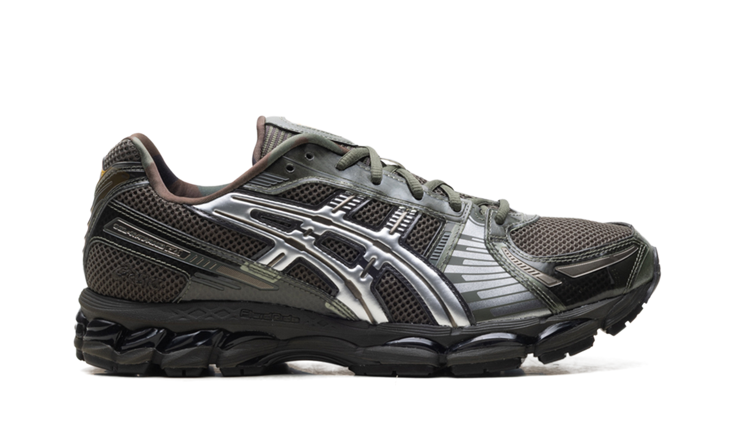 GEL-KAYANO 12.1 "Kith - Captain America vs. Guile - Double Box" AI MVC011298