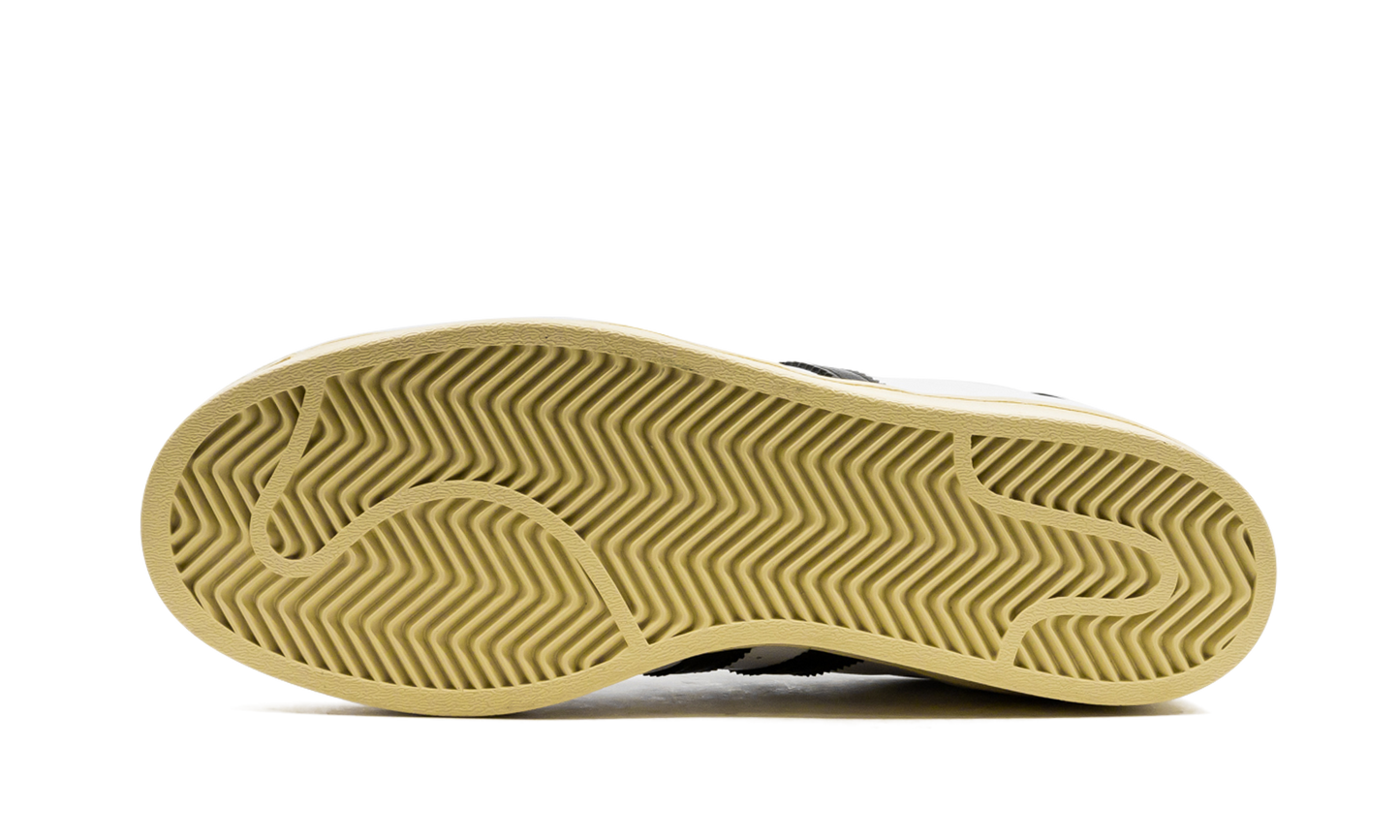 Superstar Premium "White / Black" FV2831
