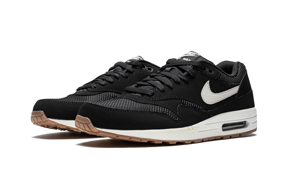 Air Max 1 Essential "Black" 537383 026